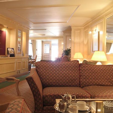 Swallow Churchgate Hotel 哈洛 内观 照片