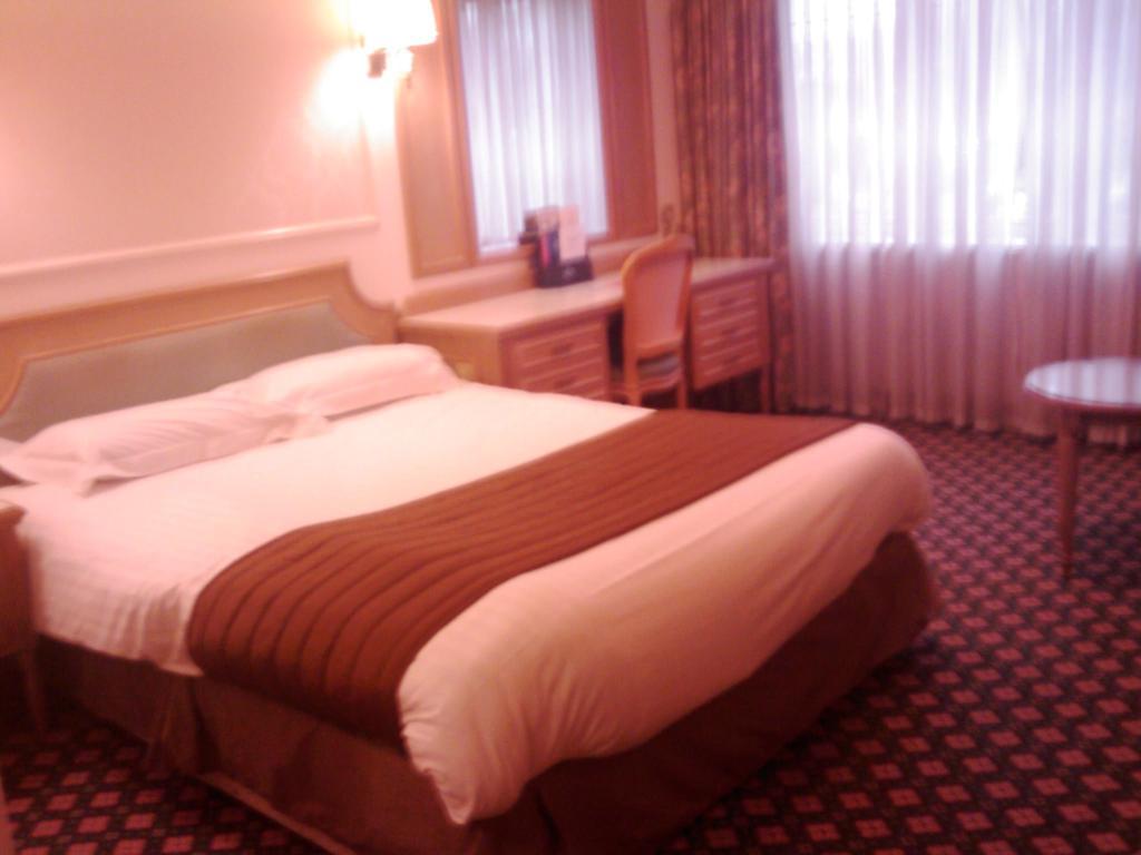 Swallow Churchgate Hotel 哈洛 客房 照片
