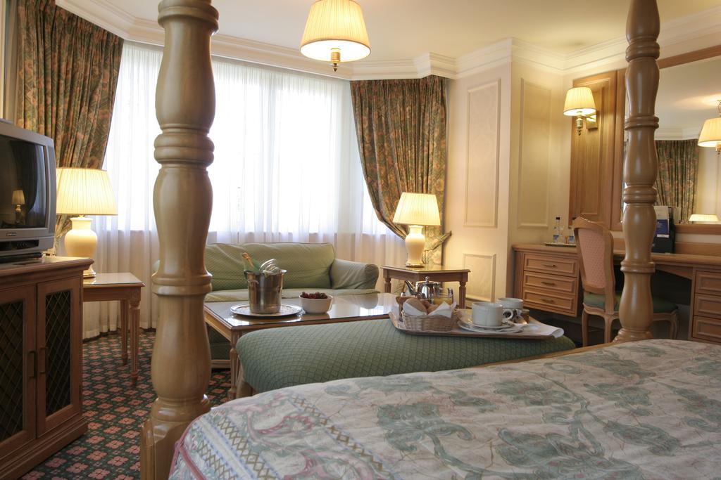 Swallow Churchgate Hotel 哈洛 客房 照片
